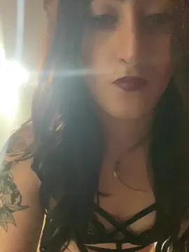 Cam4 Live Sex of LaChinaa25