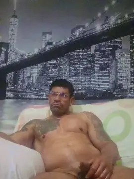 Cam4 Adult Video Chat of Leonsalvajexxx