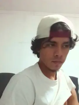 Cam4 Free Live Porn of harry18201
