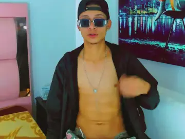 Cam4 Best live sex cam show of Axel_Marcus