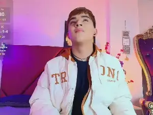 Cam4 Watch Live Sex Cams of Lucas_lovee