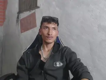 Cam4 Adult Webcam of SavageLover_