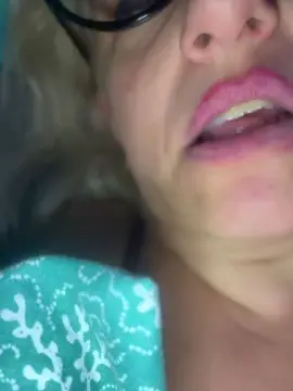 Cam4 Live Sex of katmela233