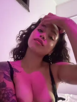 Cam4 Live Porn of isabelagoddess