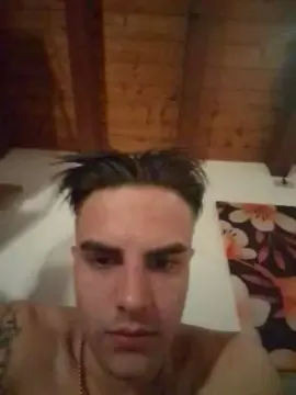 Cam4 Watch Live Sex Cams of luchino220