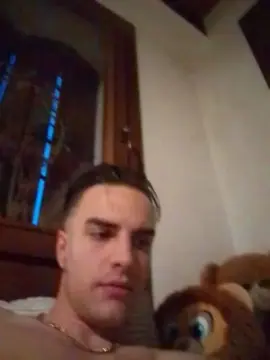 Cam4 Live Sex Cam of luchino220