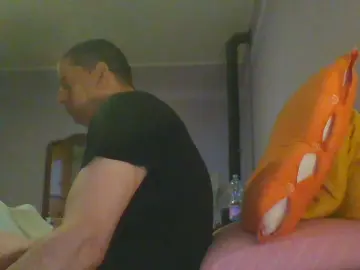 Cam4 Live Porn of Samuelsalvador