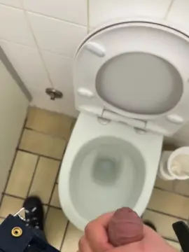 Cam4 Live Porn of Cem281