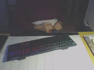 Cam4 Live Sex of robert52