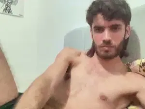 Cam4 Free Live Porn of PygmaBoy