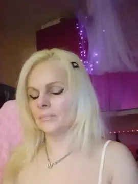 Cam4 Private Sex Chat of violette05