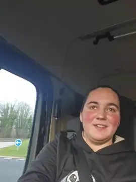 Cam4 Free Live Porn of alky76