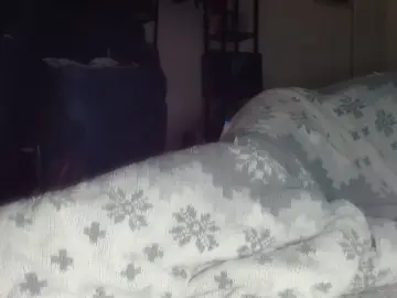 Cam4 Live Porn of CuriousDD69