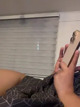 Cam4 Live Porn of Licrazu2025