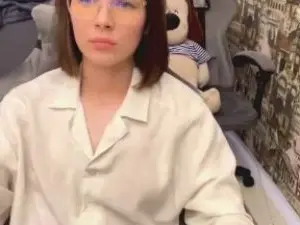 Cam4 Free Live Porn of TheolaBaena