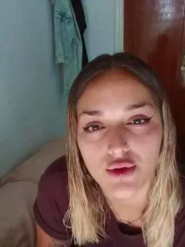 Cam4 Live Sex of Olita_putita