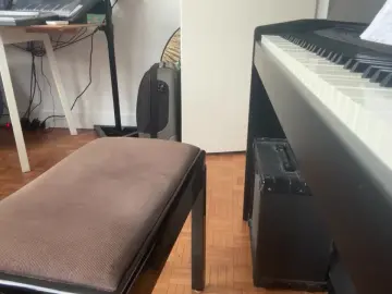 Cam4 Live Porn of hugohotbi