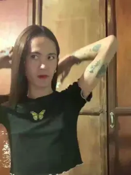 Cam4 Free Live Porn of ur_lesty