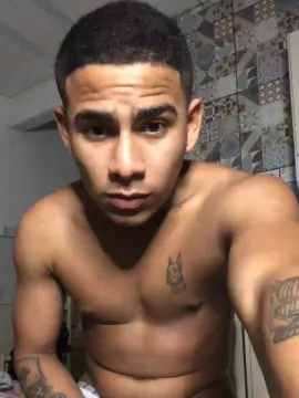 Cam4 Live Porn of MARENTO23CMM
