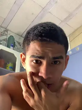 Cam4 Nude Webcam of MARENTO23CMM