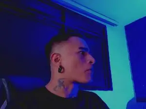 Cam4 Free Porn Cam of LiamDeep