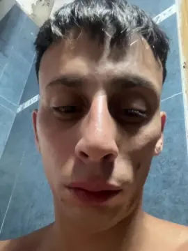 Cam4 Free Live Porn of pija45