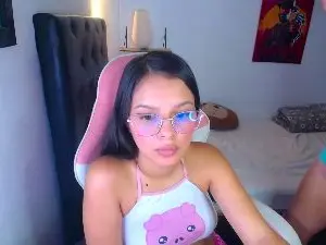 Cam4 Live Porn of room_kiitty