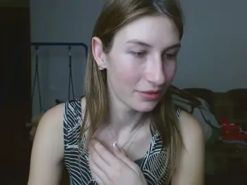 Cam4 Adult Webcams of Evelyn_21_m