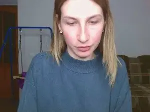 Cam4 Private Sex Chat of Evelyn_21_m