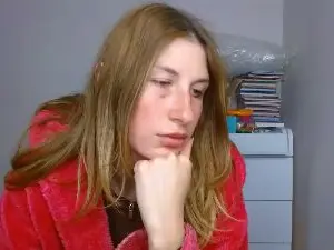 Cam4 Adult Video Chat of Evelyn_21_m