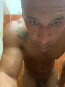 Cam4 Free Porn Cam of leon2391