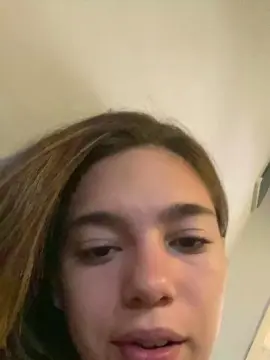 Cam4 Nude Webcam of milagrossuwu