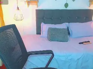 Cam4 Adult Webcam of Emma_hassani