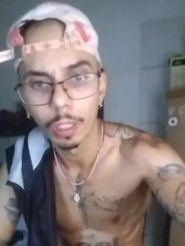 Cam4 Adult Webcams of Klinger30