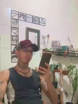 Cam4 Live Porn of Klinger30