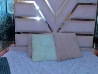 Camsoda Sex Chat of violetacastillo