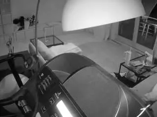 Camsoda Adult Webcams of voyeurcam-julmodels-living-4