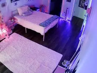 Camsoda Live Porn of voyeurcam-lolavalentine23