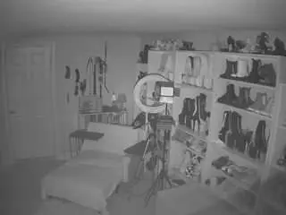 Camsoda Free Porn Cam of voyeurcam-missoliviablack-03