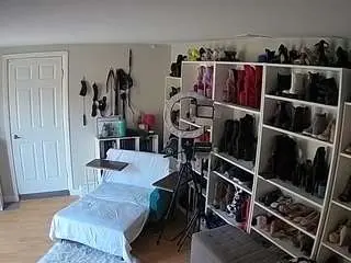Camsoda Live Sex Cam of voyeurcam-missoliviablack-03