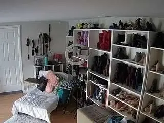 Camsoda Private Sex Chat of voyeurcam-missoliviablack-03