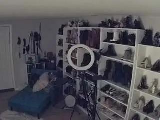 Camsoda Live Porn of voyeurcam-missoliviablack-03