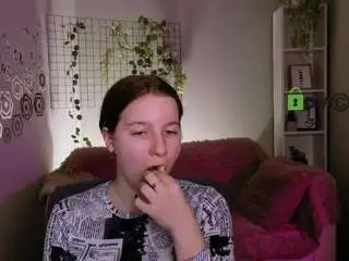 Camsoda Nude Webcam of gloria-queen1