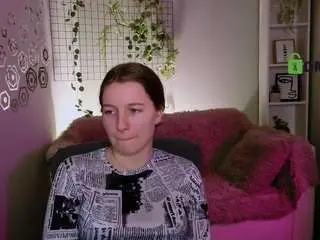 Camsoda Nude Webcam of gloria-queen1