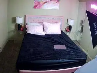 Camsoda Adult Webcams of voyeurcam-whitneyoc-01