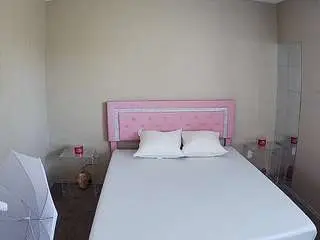 Camsoda Nude Webcam of voyeurcam-whitneyoc-01