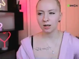 Camsoda Nude Webcam of mila-glow