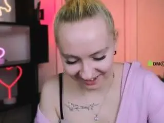 Camsoda Adult Webcam of mila-glow