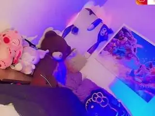 Camsoda Live Sex Cam of snow-kiim