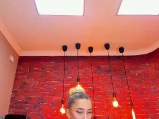 Camsoda Sex Cam of christynaross